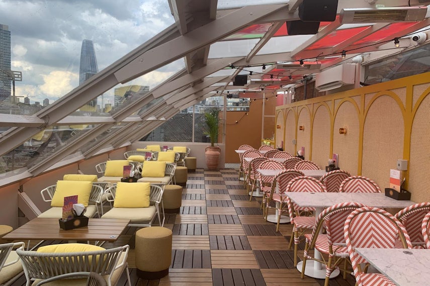 Circe's Corner with additional shared space in Olympus Bar 0