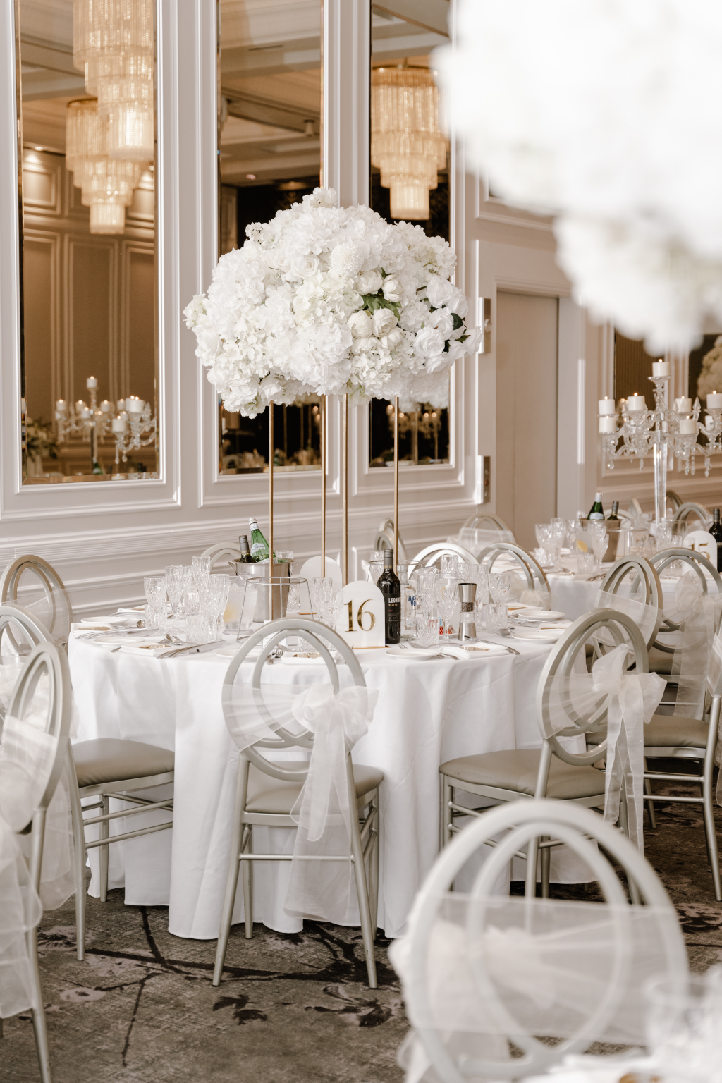 Sir Phillip Lounge 3