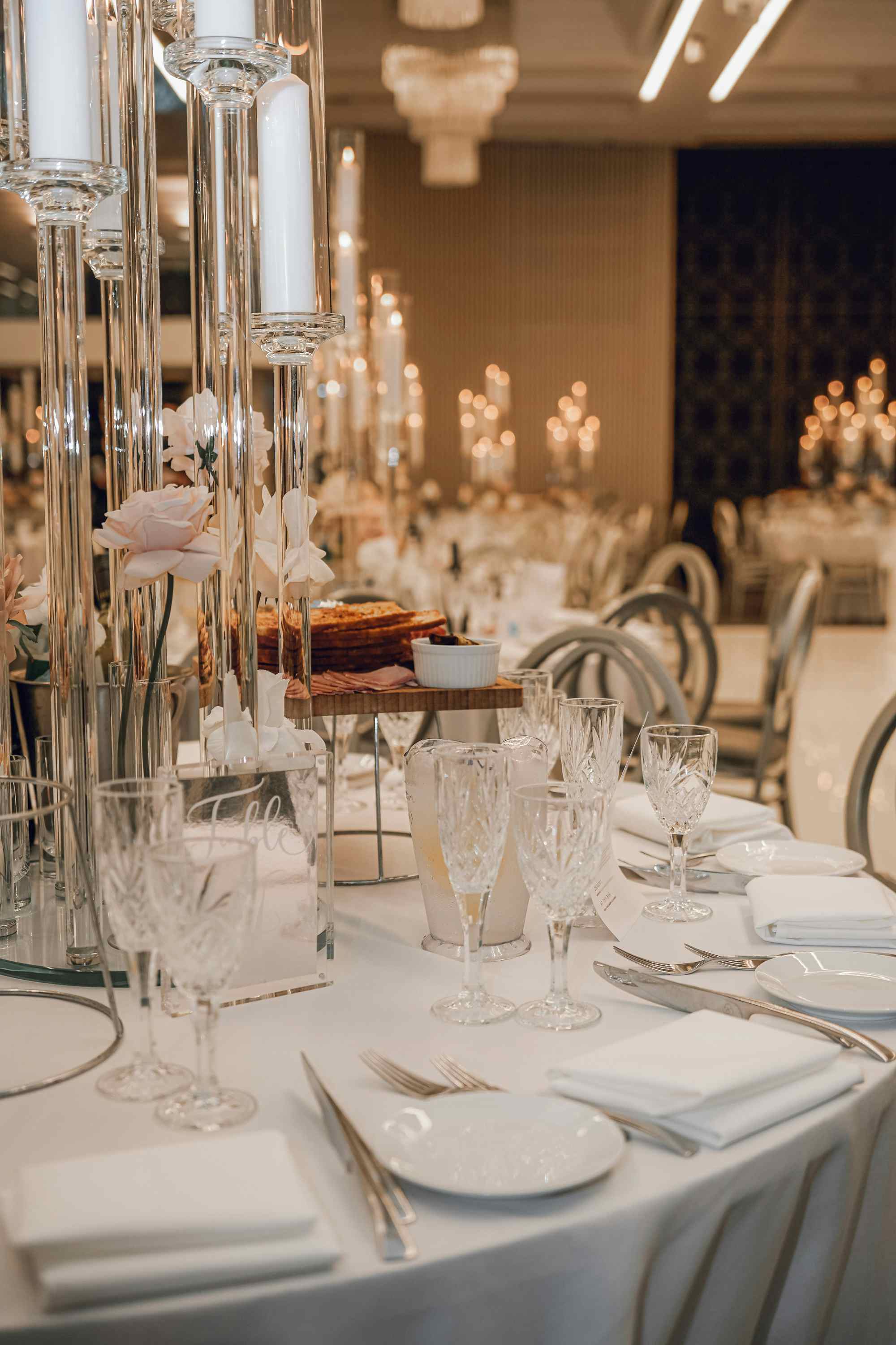 Sir Phillip Lounge 1