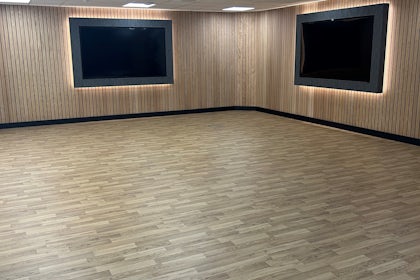 Pearl Suite 2