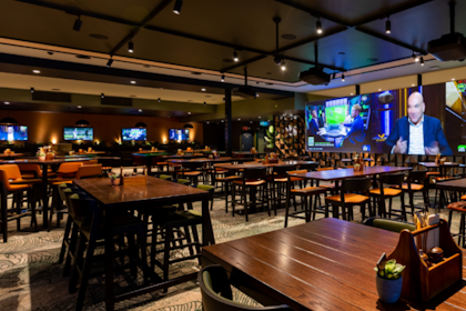 Sports Bar 1