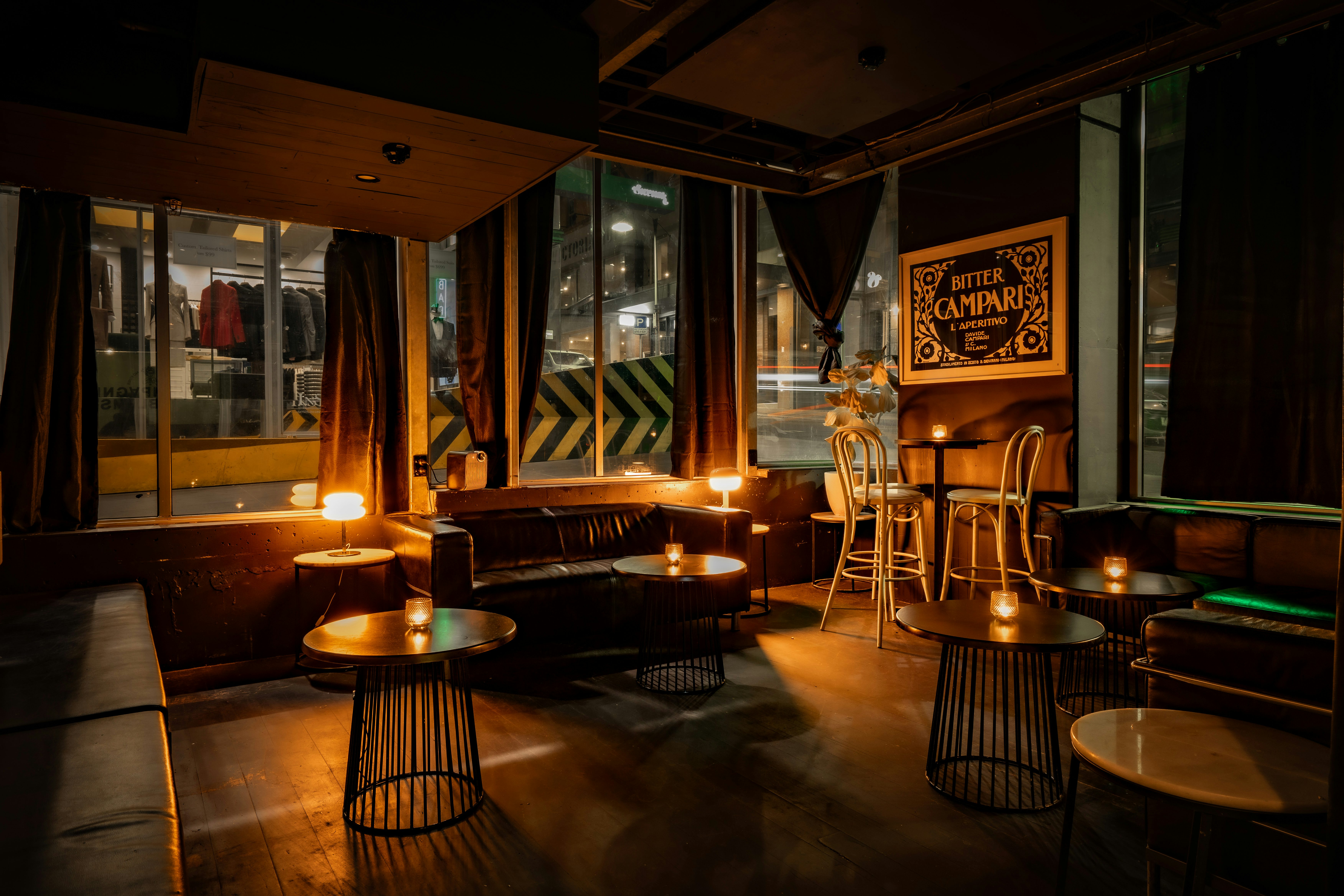 The Lounge a.ka. Evies Salon 3D tour