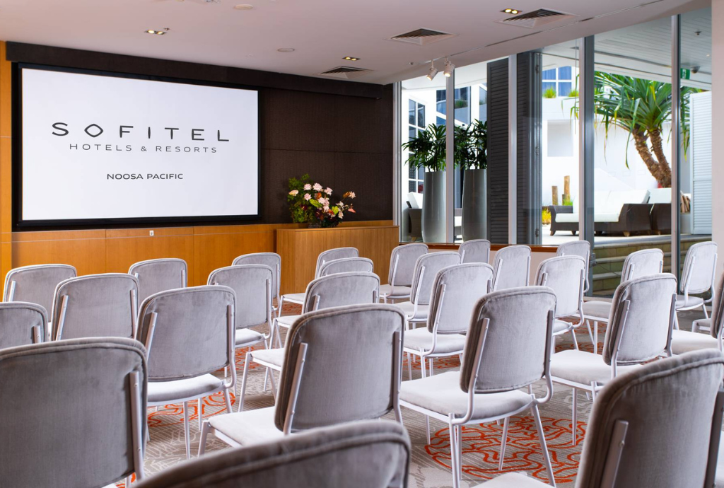 Laguna 1 & Lilly Pond 1 2