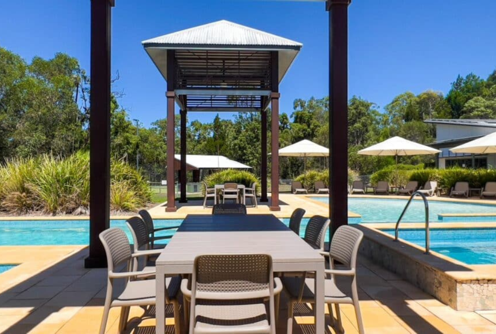 Beach Road Holiday Homes  12