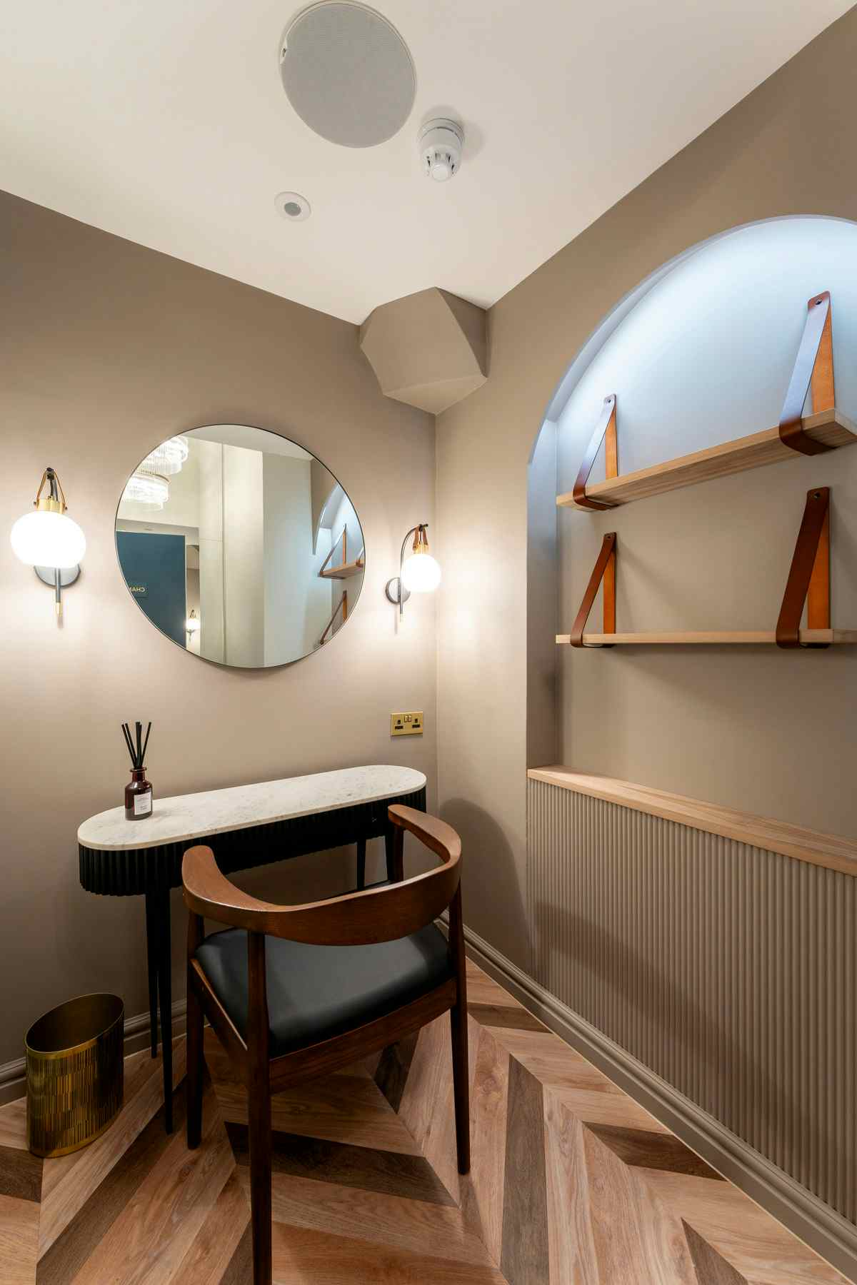 Williams and Hirst 10