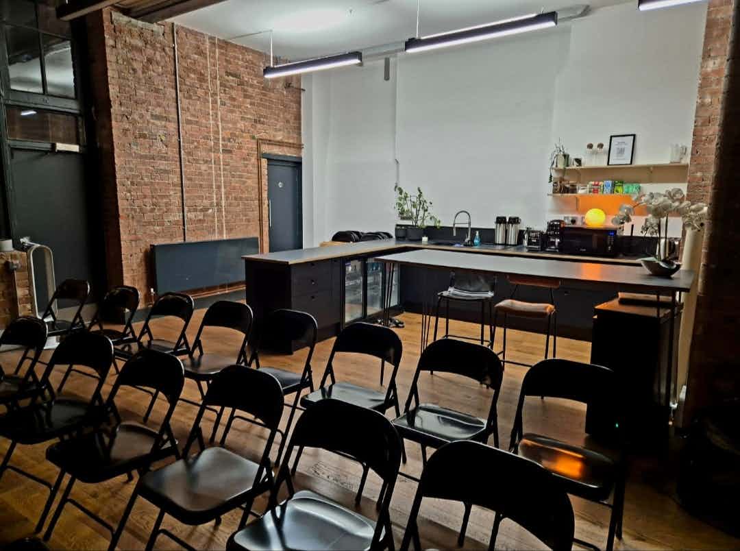 Ona.Location  – A Stylish Space for Every Celebration 15