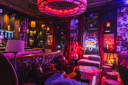 Shrumz Lounge 1