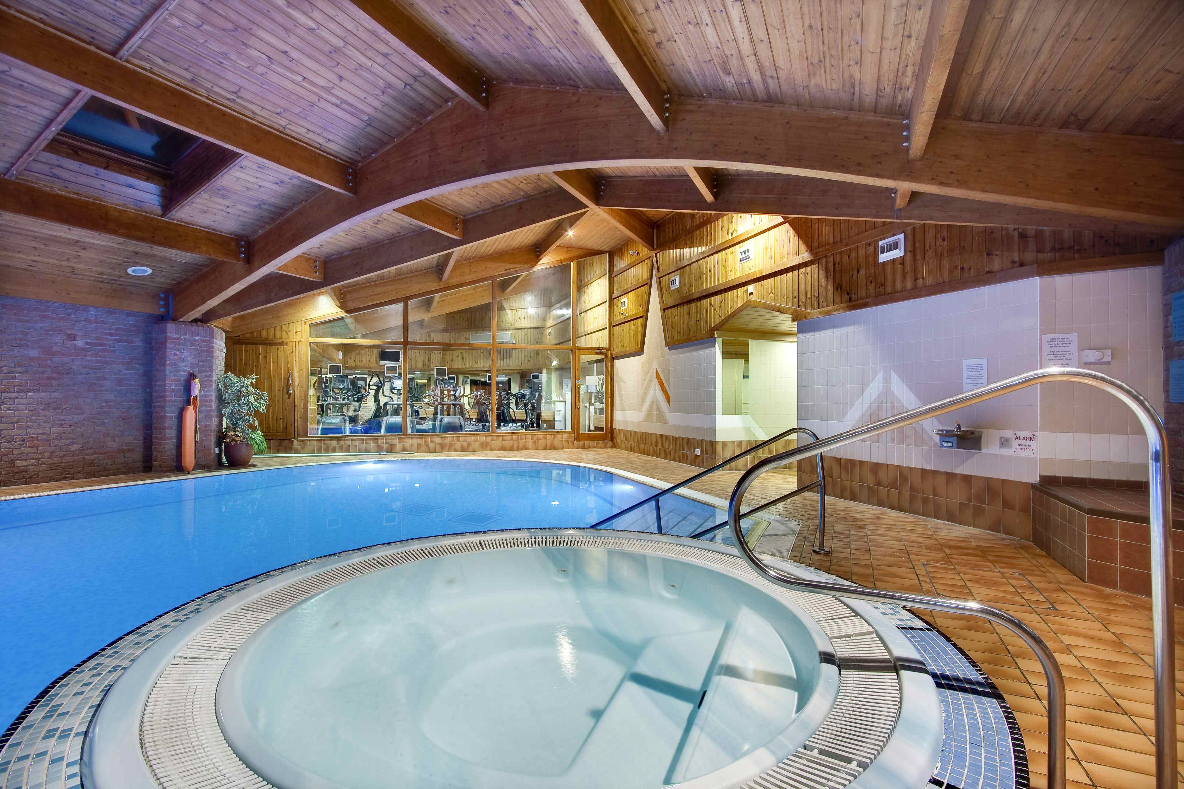 Dunton Manor Suite 2