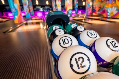 Tenpin Bowling & Duckpin Bowling 2