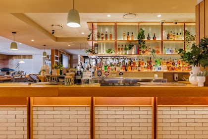 Sports Bar 1