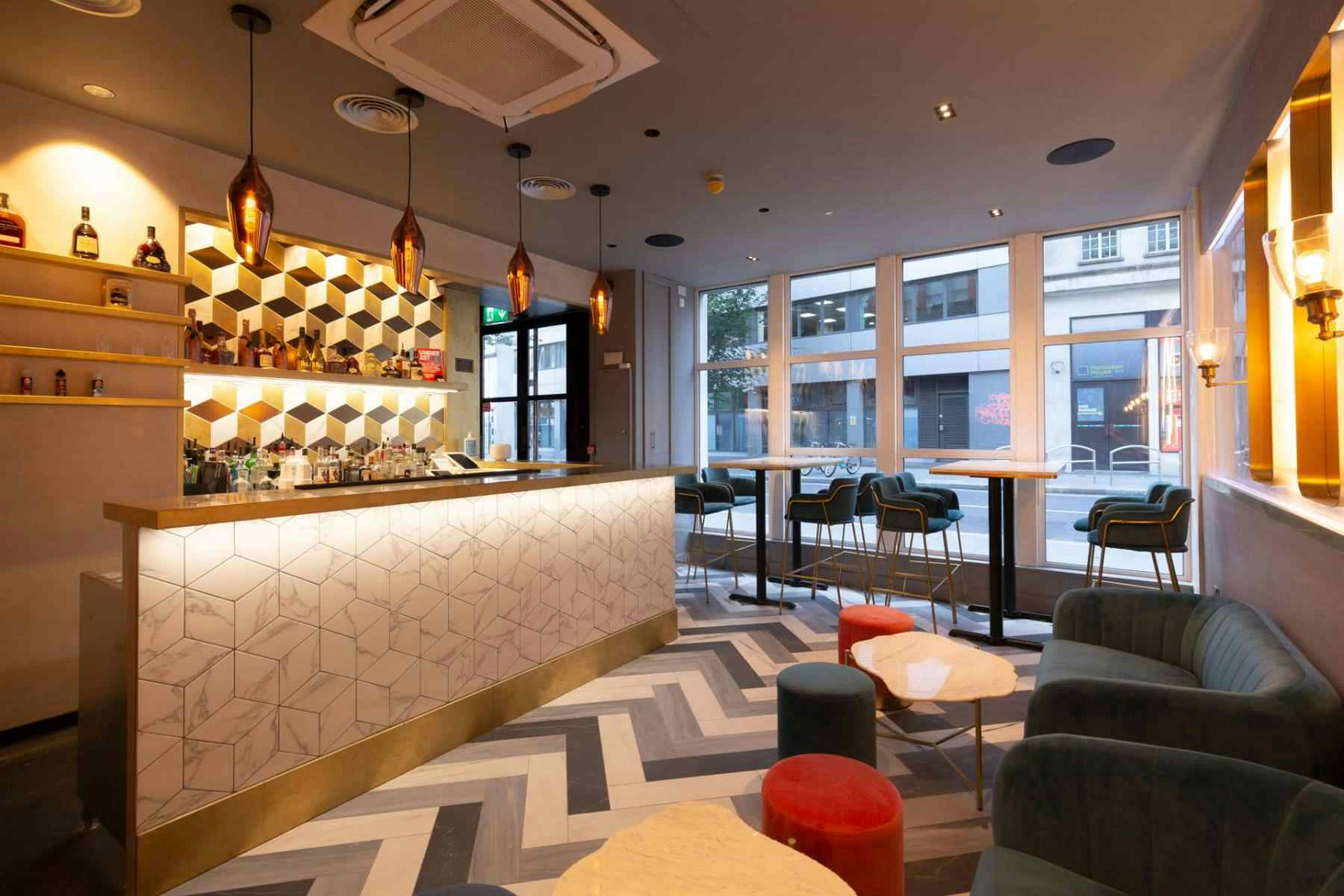 Cococure-Upstairs cocktail bar