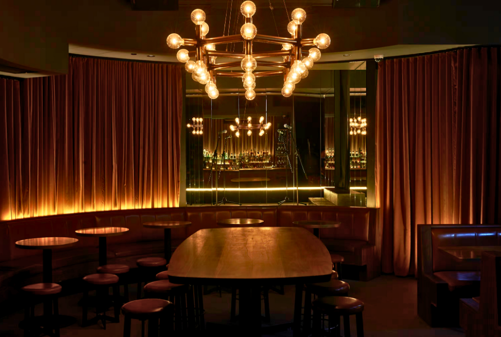 Cinema & Bar (Exclusive) 7