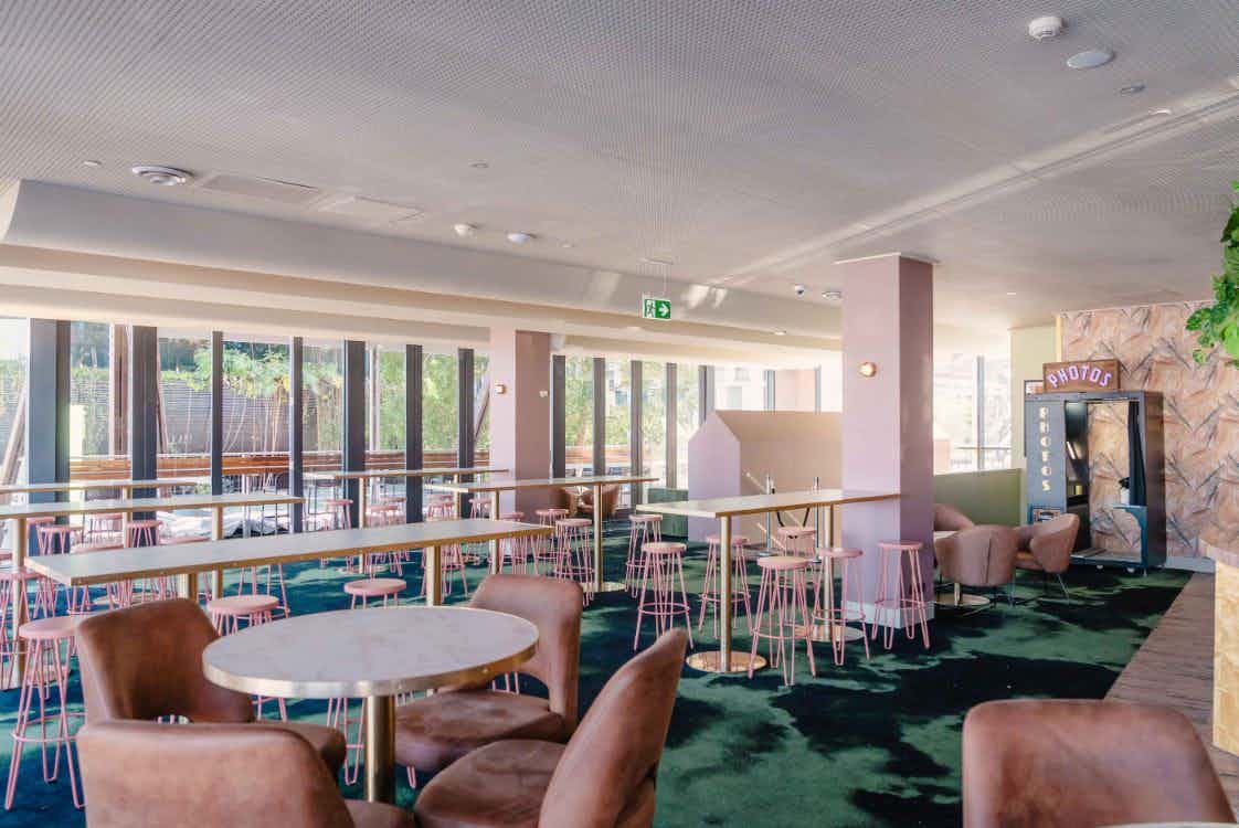 Upstairs Exclusive  3