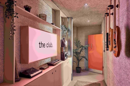 The Club 6