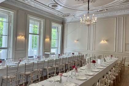 The Windsor Suite 13