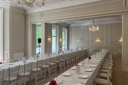 The Windsor Suite 11