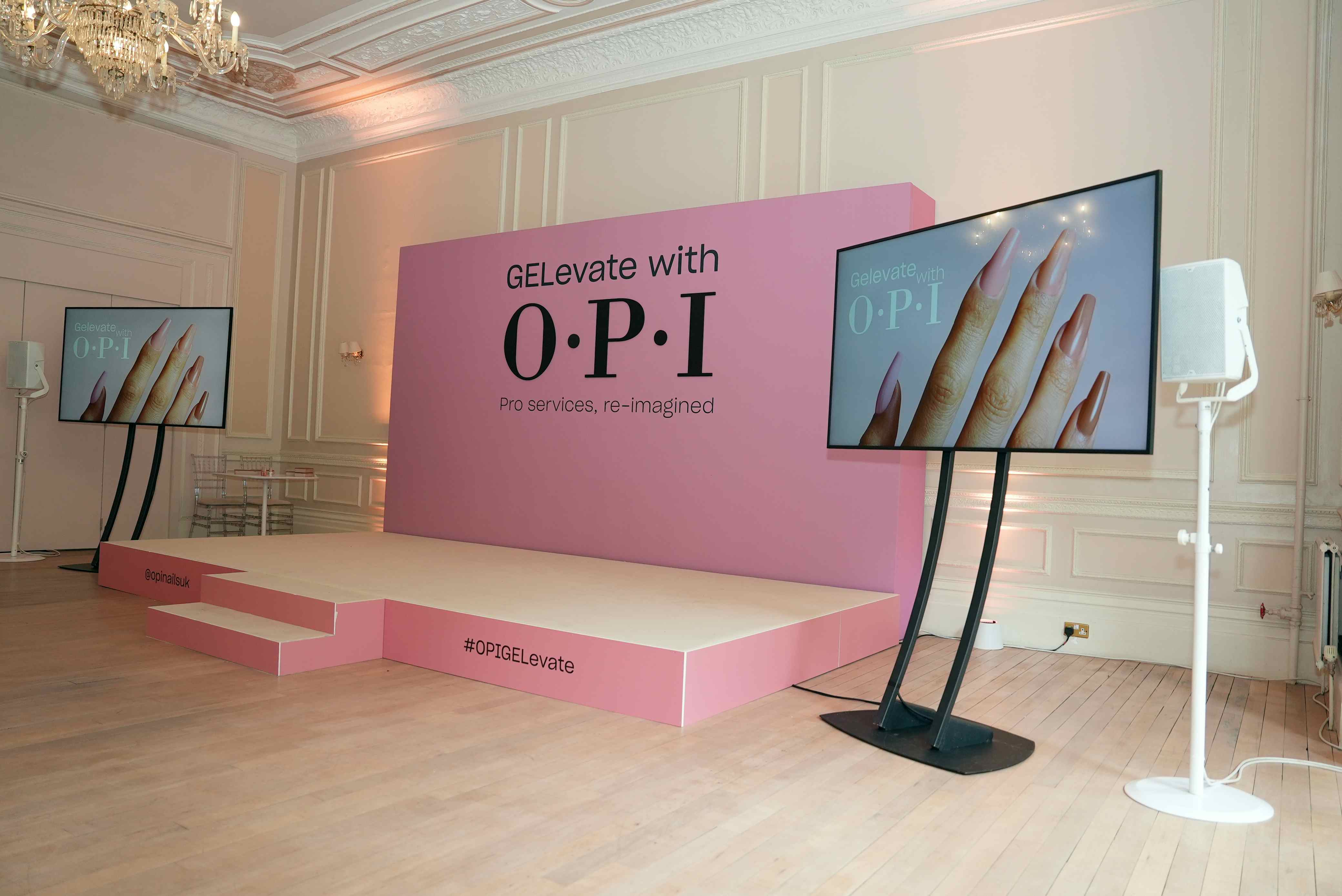 The Windsor Suite 12