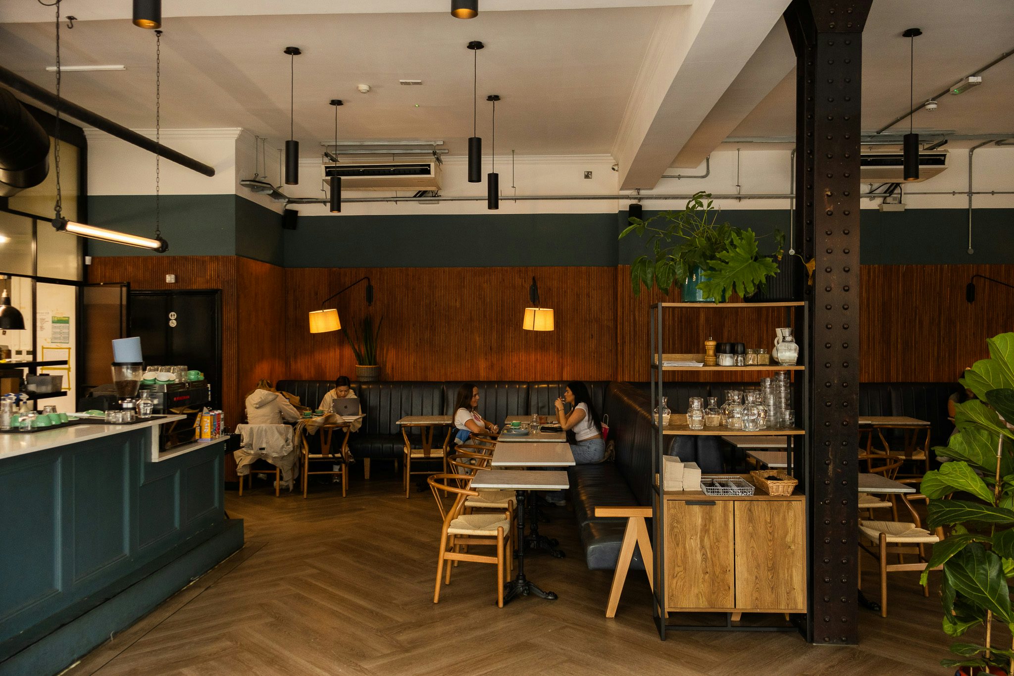 Another Heart to Feed Full Venue 0