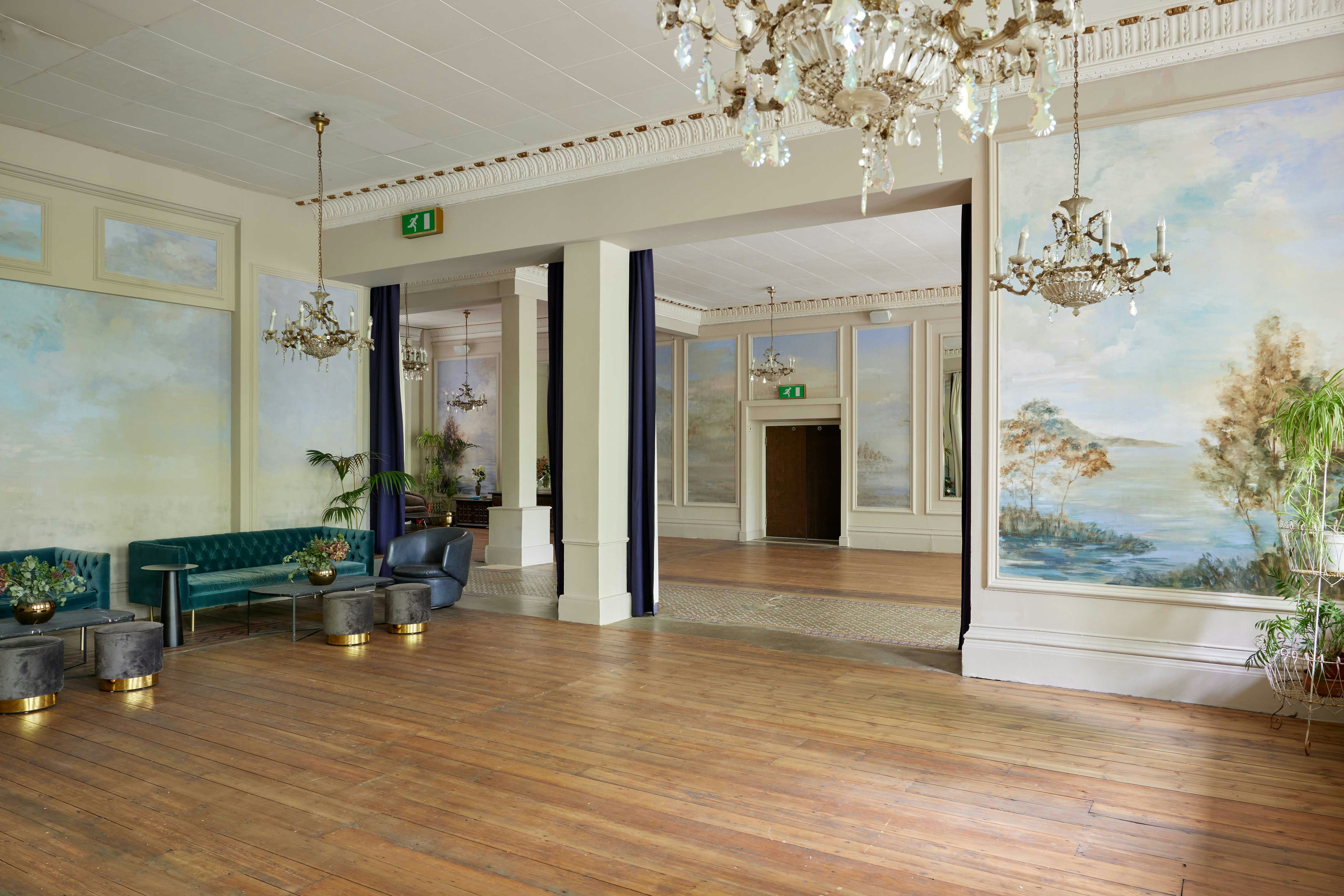 The Bayswater Suite 6