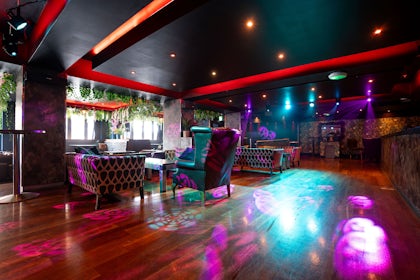 Thirst Bar 2