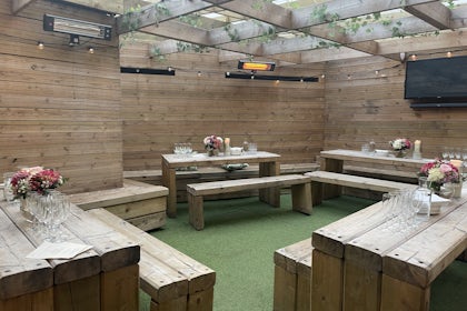 The Jolly Gardeners - Secret Garden Hire 3