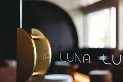 Cocktail Lounge 5