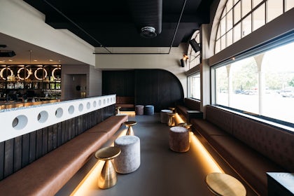 Cocktail Lounge 3