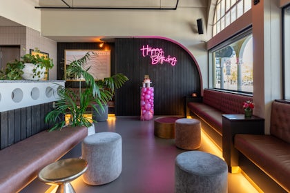Cocktail Lounge 2