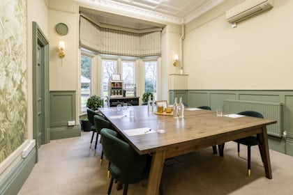 Woodland Grange - Executive Suite 1 2