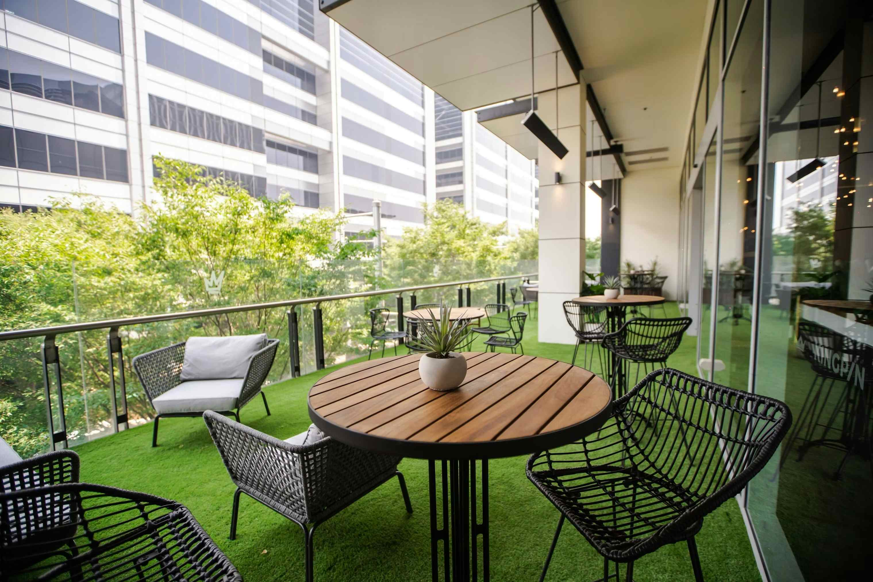 Bowling & Balcony Exclusive 2