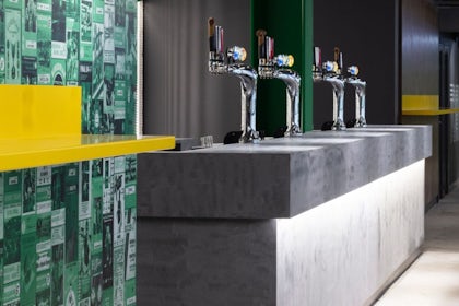 Albion Bar 1