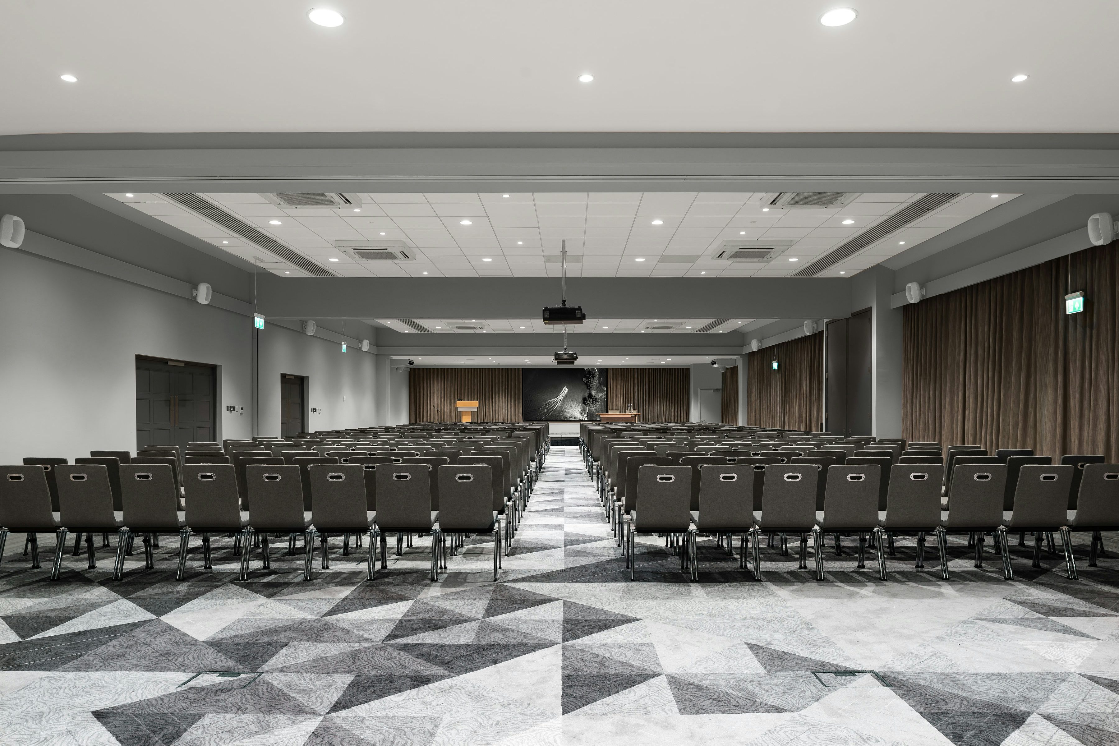 Rosewood Suite 3D tour