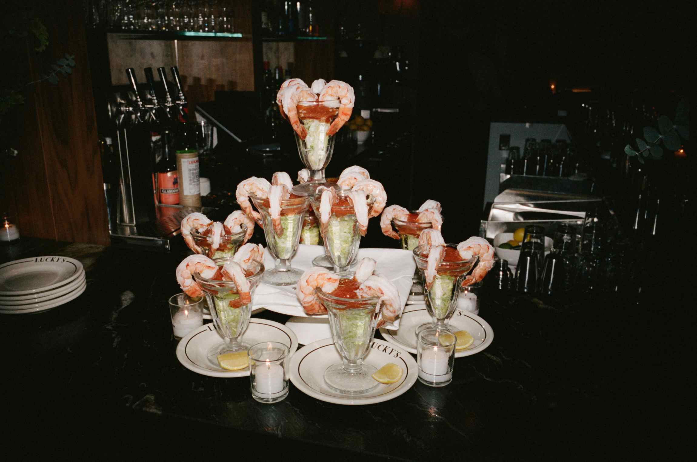 Lucky's Soho - Main Dining Room 4