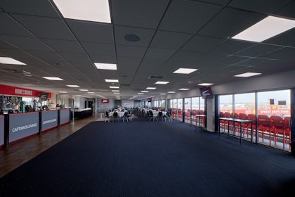 Captain's Lounge 2
