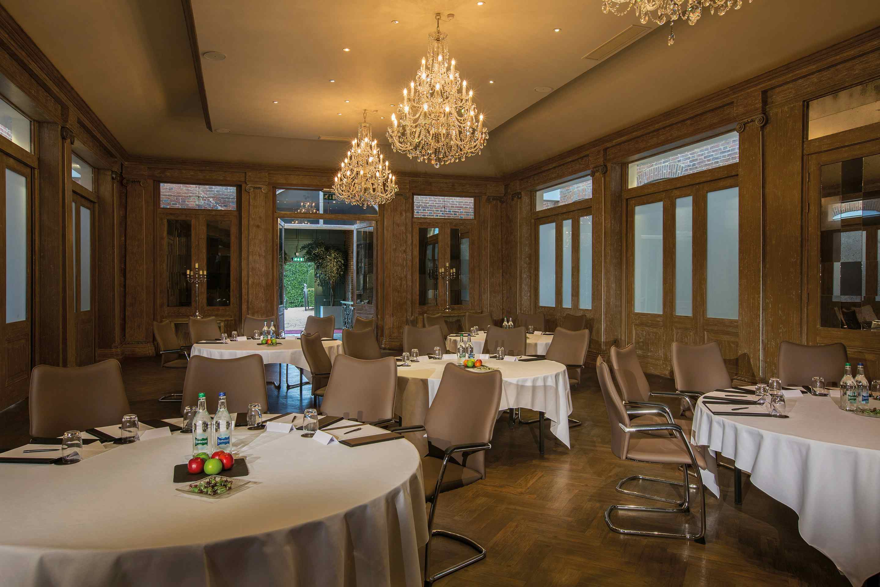 Saunders, Fawsley Hall Hotel & Spa