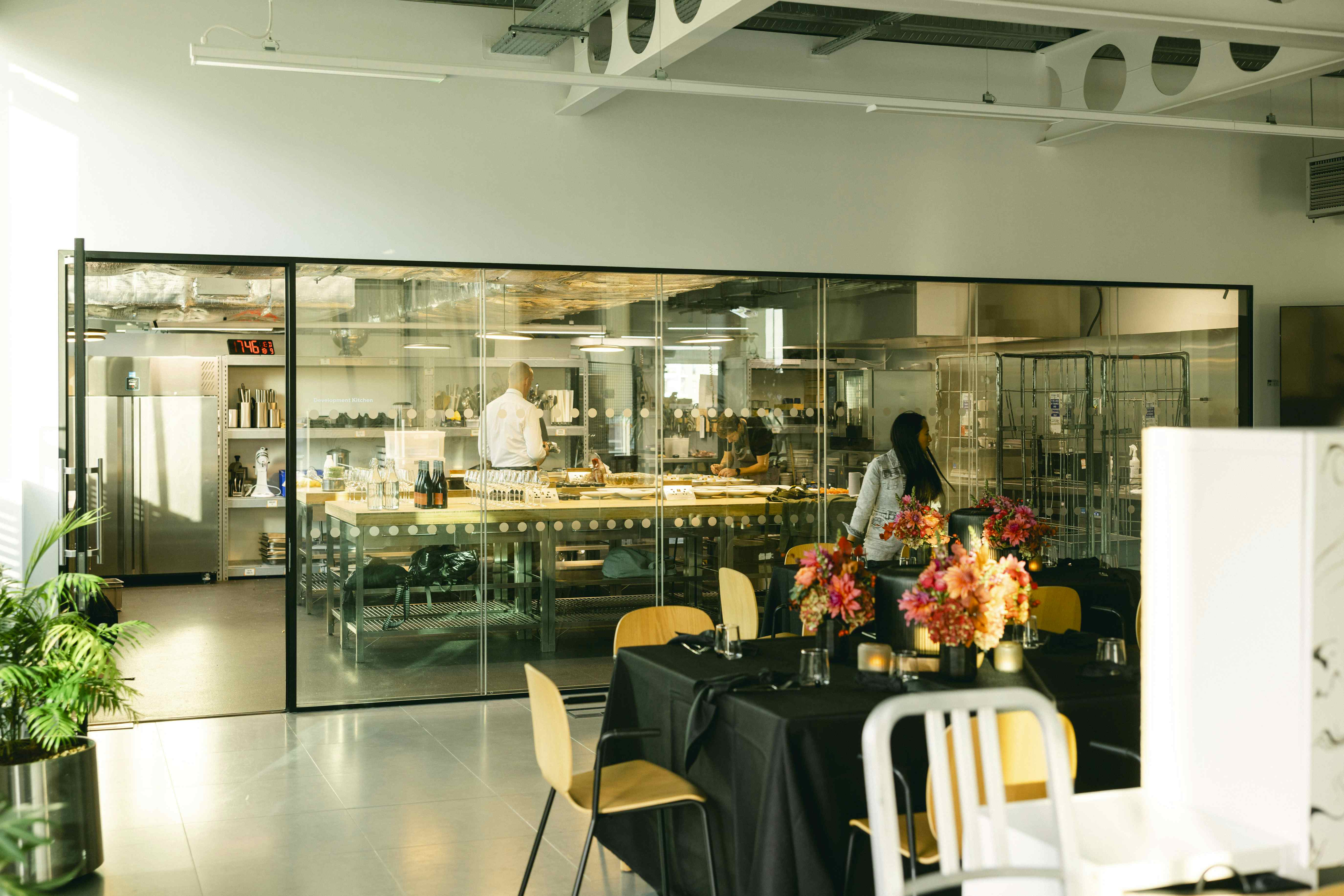 Glass Room & Terrace 4