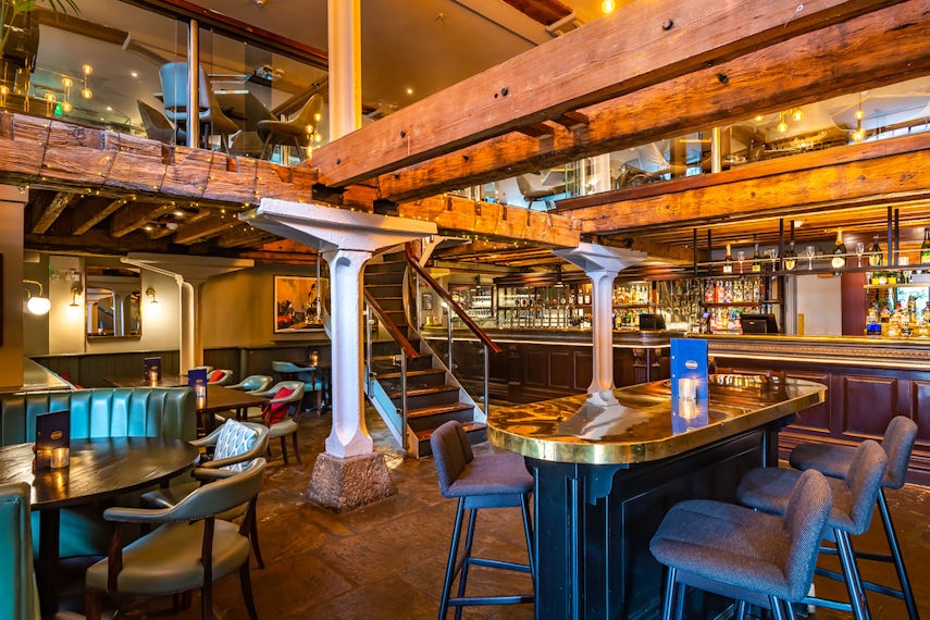 Cellar Bar 0