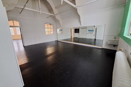 STUDIO THREE 2
