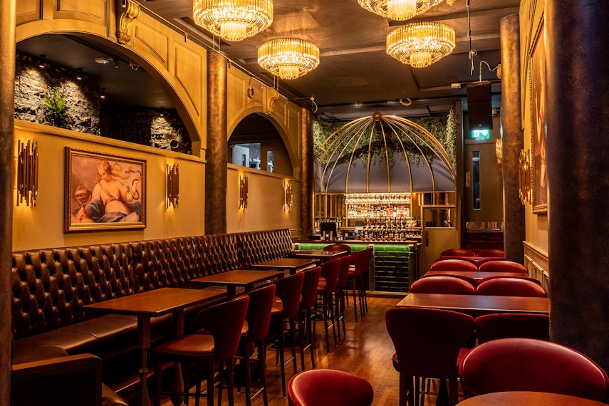 Bar 1701 3D tour