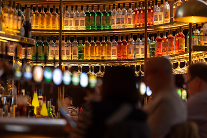The Main Bar 2