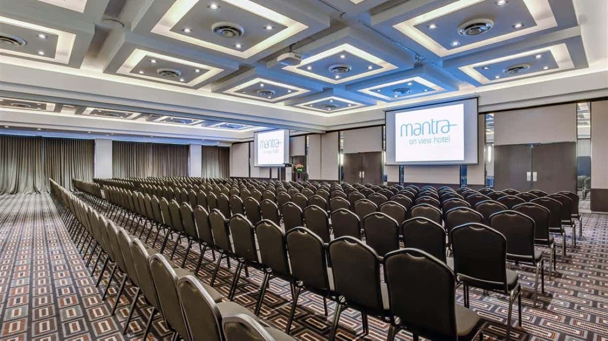 Boulevard Ballroom 2