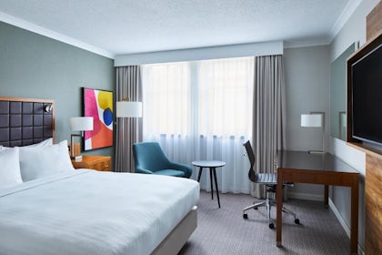Deluxe Guest room, 1 Queen 1