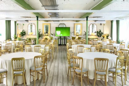 The New White Loft and the Palm Room 12