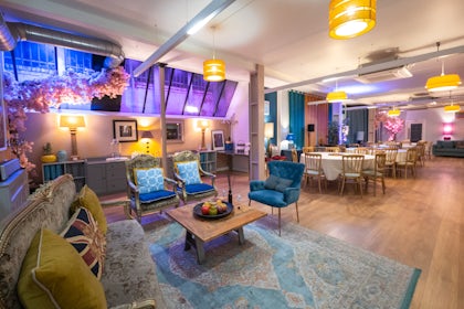 La Galeria and the Studio 8