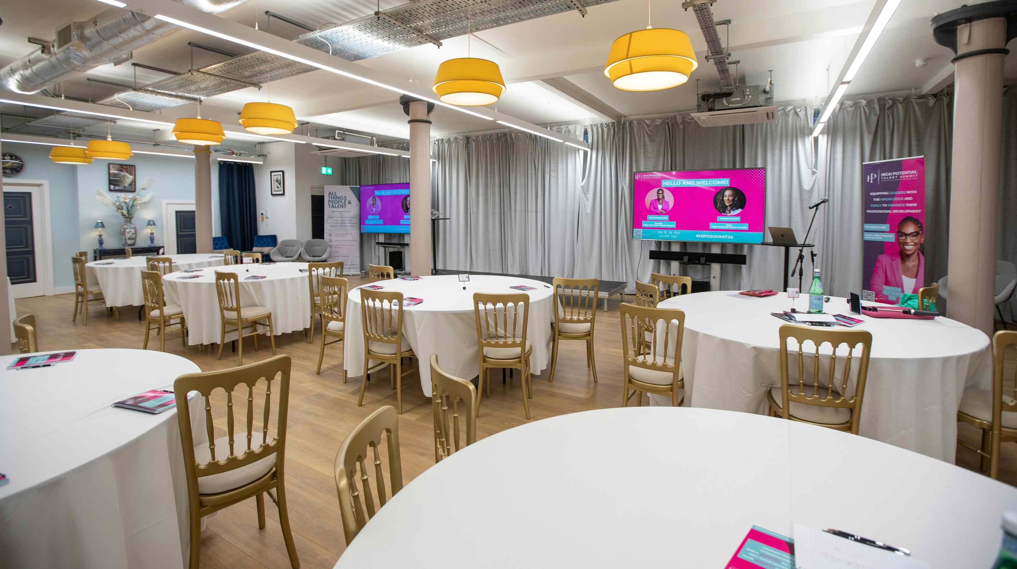 New Victorian Loft and Galeria 22