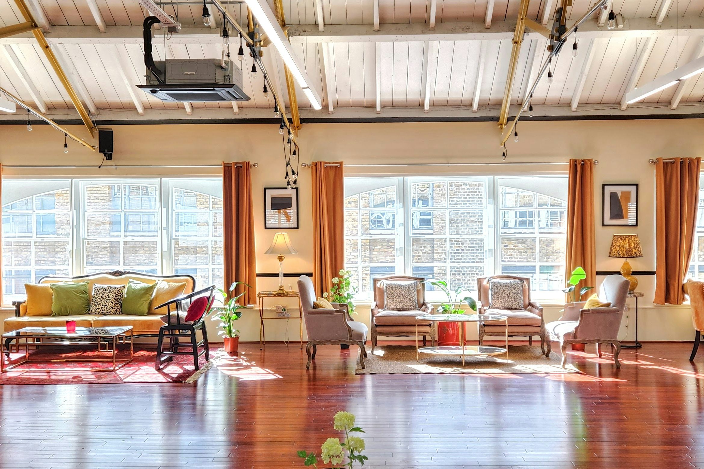 New Victorian Loft and Galeria 47