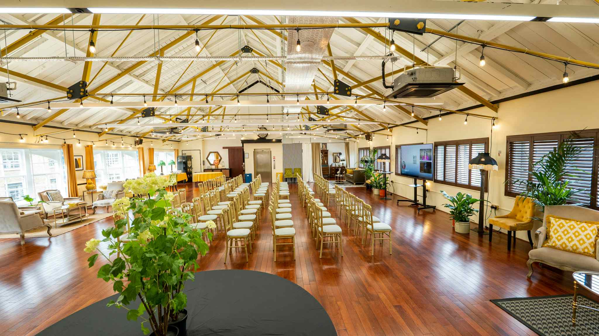 New Victorian Loft and Galeria 2