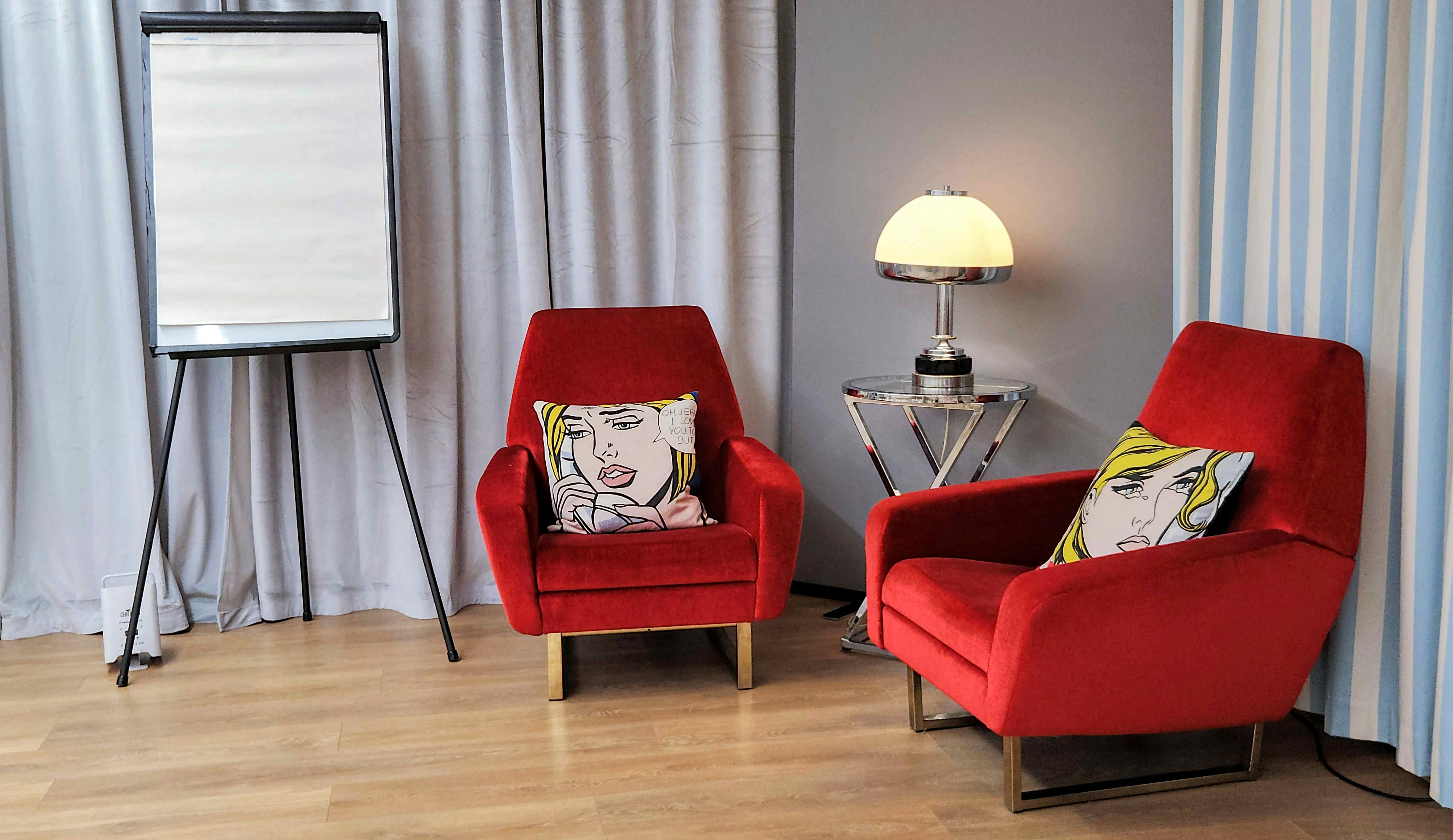 New Victorian Loft and Galeria 26