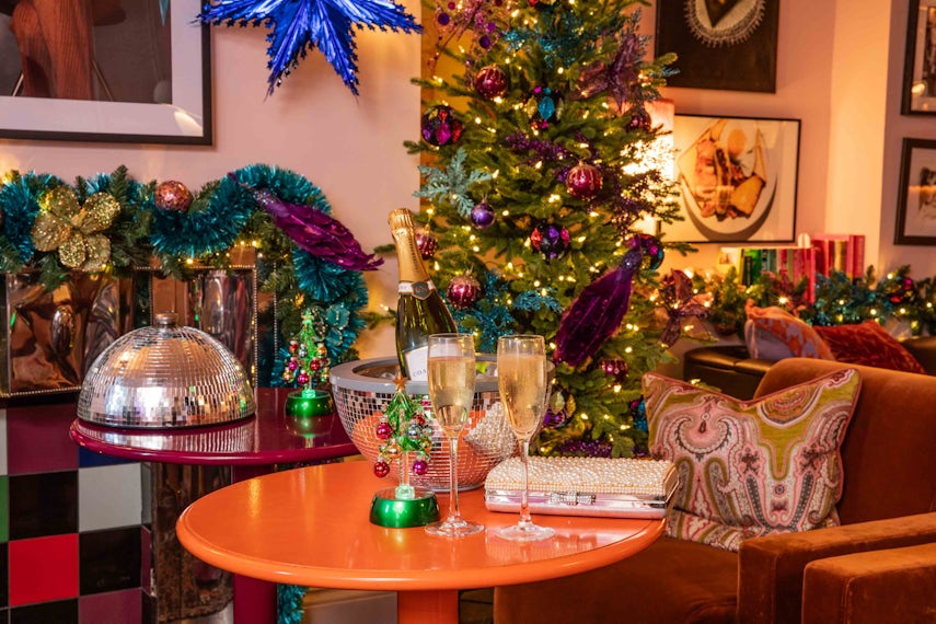 The Ultimate Christmas Party 0