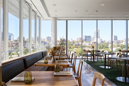 Art Gallery Restaurant 5